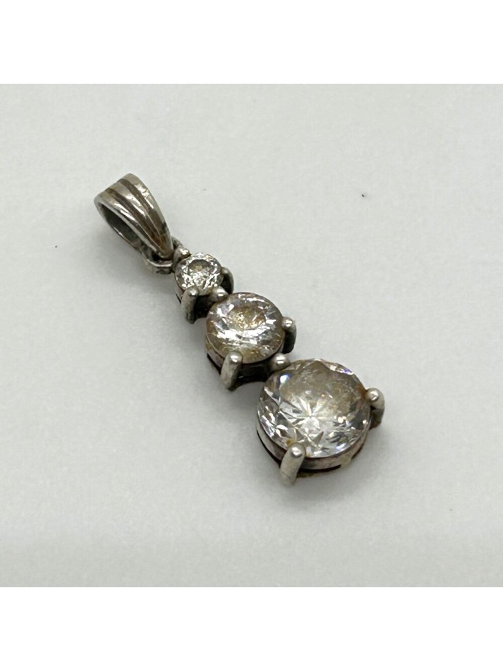 Avon RJ 925 Sterling Silver Pendant Three-Stone Cubic Zirconia Graduated Design